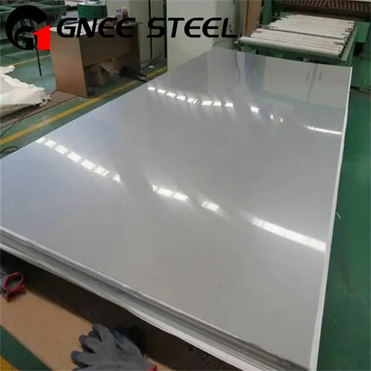 Zliatina zirkónu 704